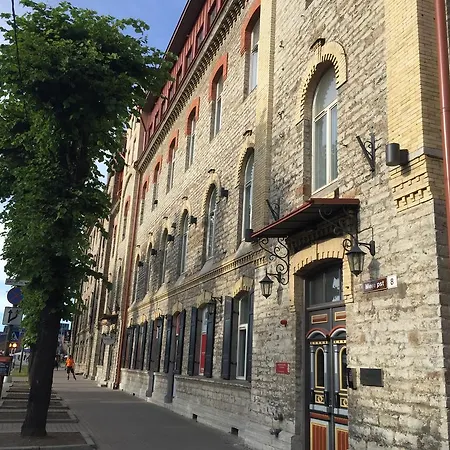 Apple Tallinn